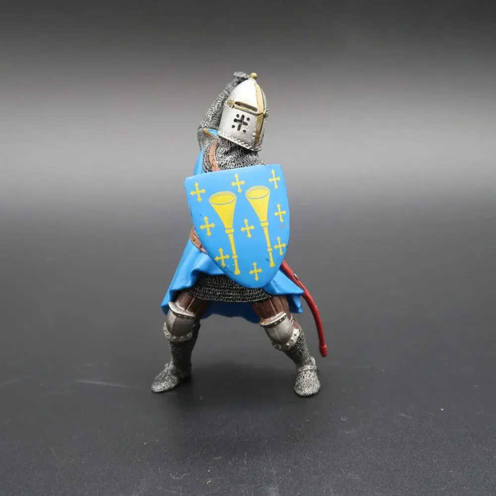 Blue Box Knights Set of 5 Action Figures 4